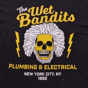 The Wet Bandits T Shirt Unisex Size Large Black Skull Lightning Home Alone